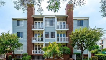 1837 Midvale Ave 101